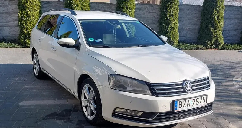 volkswagen passat zambrów Volkswagen Passat cena 24500 przebieg: 299000, rok produkcji 2013 z Zambrów